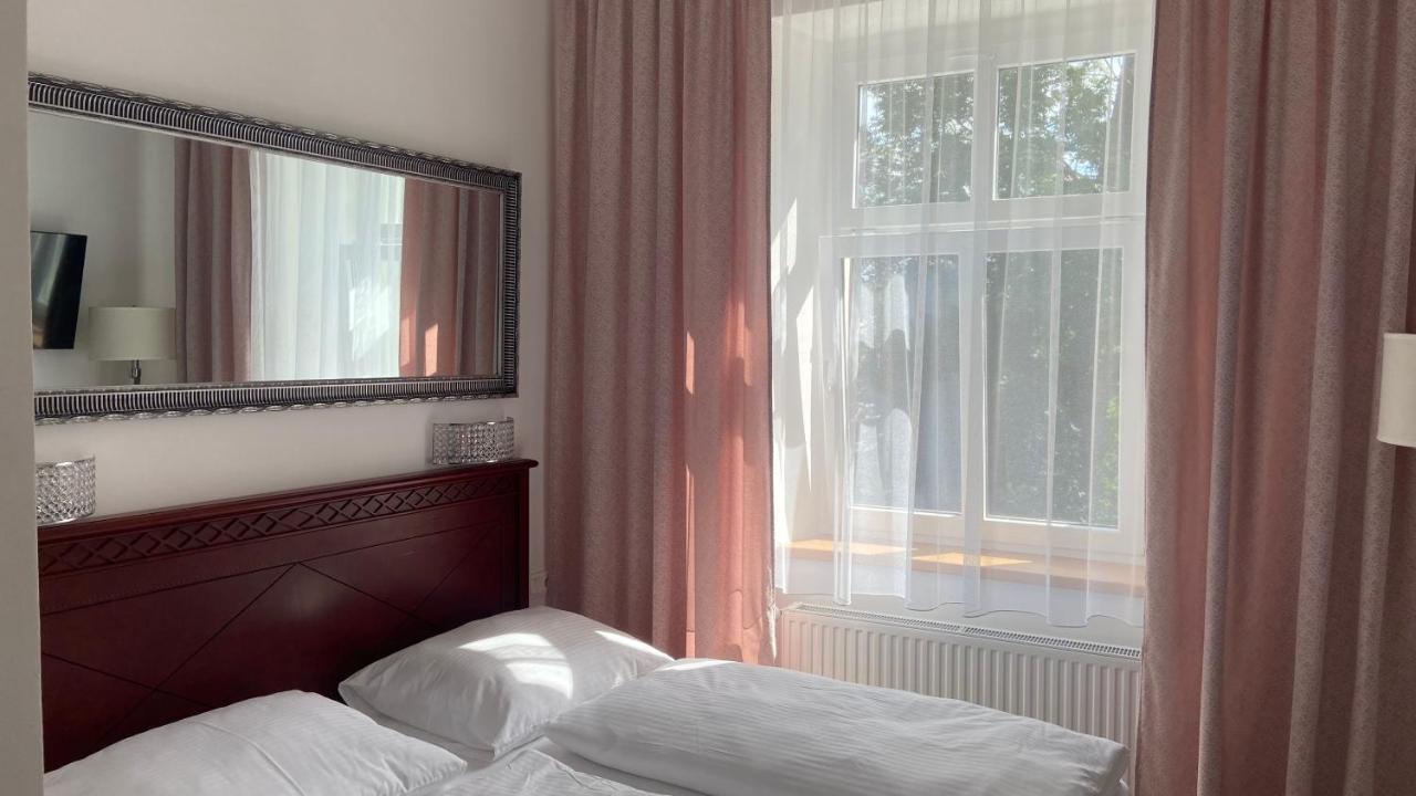 Aparthotel Slezak Litomyšl Dış mekan fotoğraf