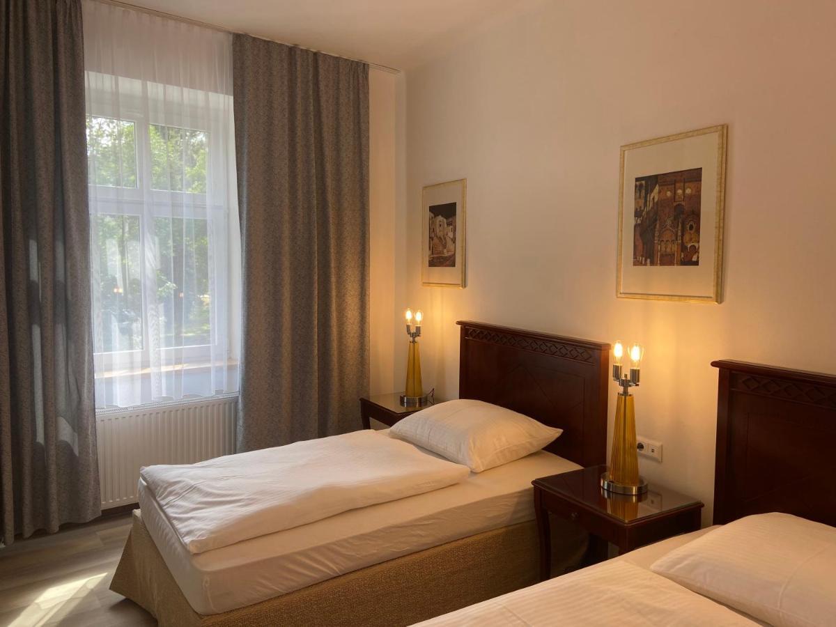 Aparthotel Slezak Litomyšl Dış mekan fotoğraf